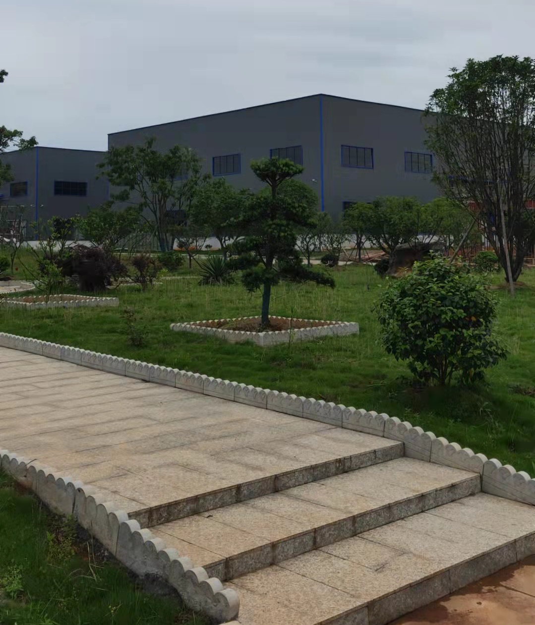 深圳純水一號水處理湖北產(chǎn)業(yè)園辦公大樓封頂