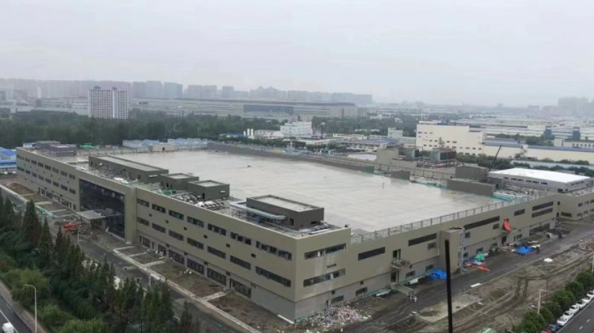 京東方成都車載顯示項目已投產(chǎn),純水一號為其定制的超純水系統(tǒng)及回用水系統(tǒng)順利投入運行。