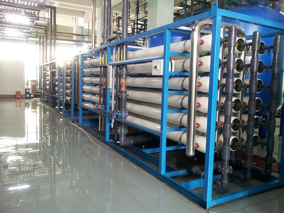 反滲透設(shè)備在運行時需要的注意事項